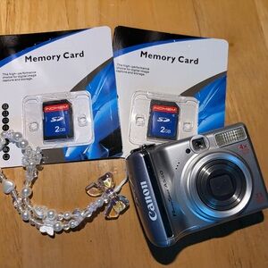 Canon PowerShot A550 Silver Camera with 2GB Memory Cards